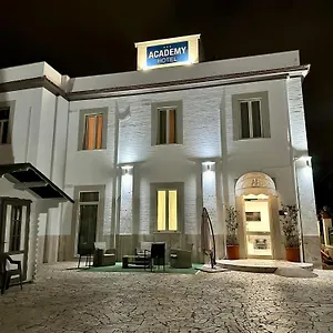 Academy 3* Фьюмичино